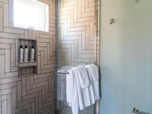 Ironwood Grove, Tiny House Hotel : photo 9 de la chambre suite lit queen-size deluxe