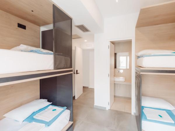 Athens Backpackers : photo 2 de la chambre lit dans dortoir mixte de 4 lits