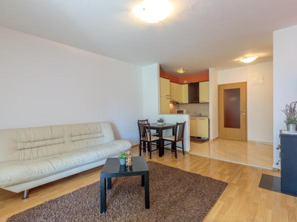 Vita : photo 3 de la chambre appartement avec balcon