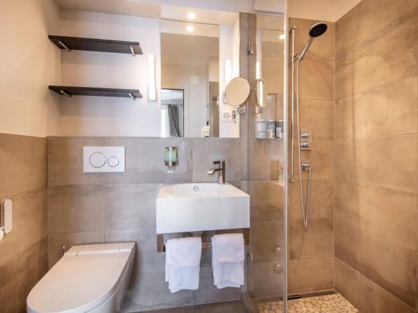 Belvedere Swiss Quality Hotel : photo 3 de la chambre chambre double standard avec climatisation - vue sur eiger