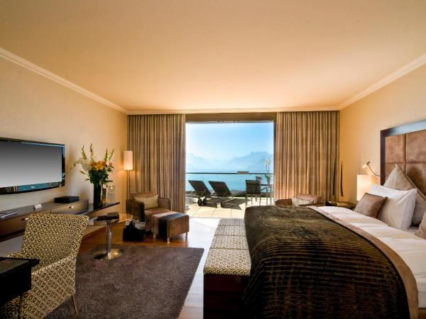 Le Mirador Resort & Spa : photo 1 de la chambre suite junior avec terrasse et vue sur le lac