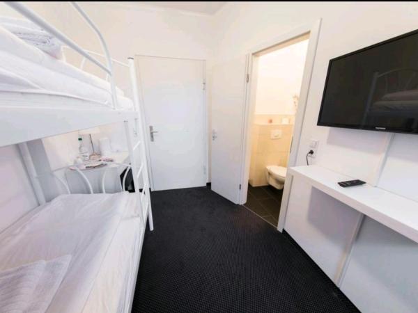 Berolina Haus : photo 1 de la chambre chambre double avec lits superposés