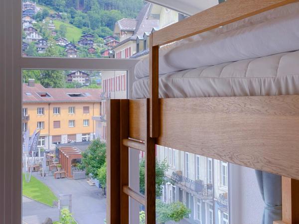 GRAND your home with common kitchens with self check-in : photo 5 de la chambre chambre familiale avec salle de bains privative