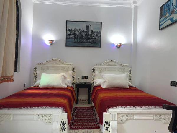 Riad Tingis : photo 2 de la chambre chambre lits jumeaux