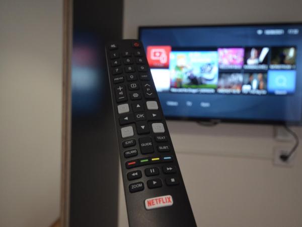 Travel&Joy backpackers : photo 4 de la chambre chambre double supérieure avec salle de bains commune