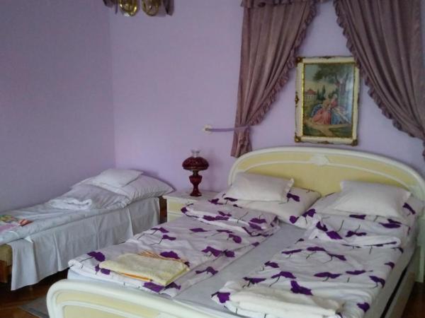 Balogh vendegház : photo 5 de la chambre chambre familiale avec balcon