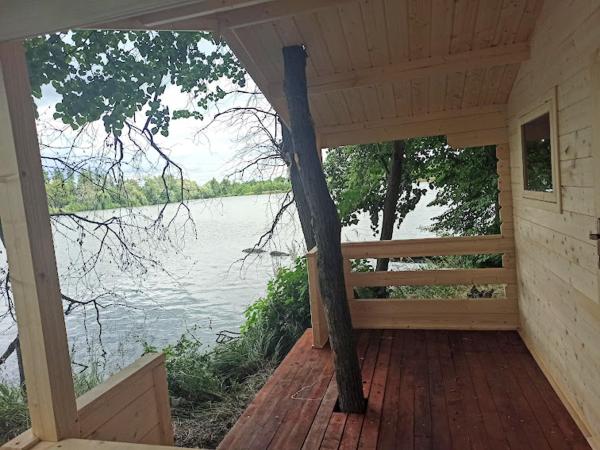 Šeberák - ubytování v chatičkách a v luxusních stanech : photo 3 de la chambre chalet