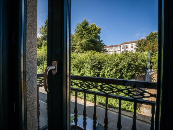 Hotel Pombal Rooms : photo 4 de la chambre chambre double ou lits jumeaux