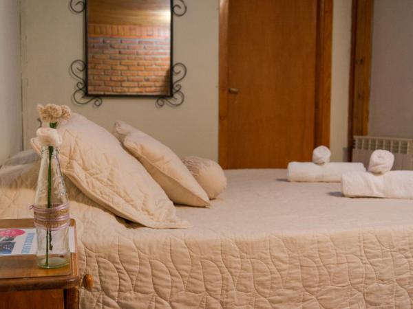 Hostel Buenos Aires : photo 4 de la chambre chambre lit queen-size