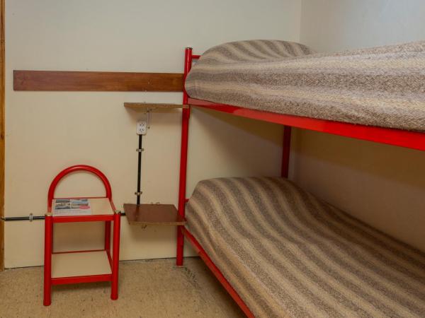 Hostel Buenos Aires : photo 7 de la chambre chambre familiale avec salle de bains privative