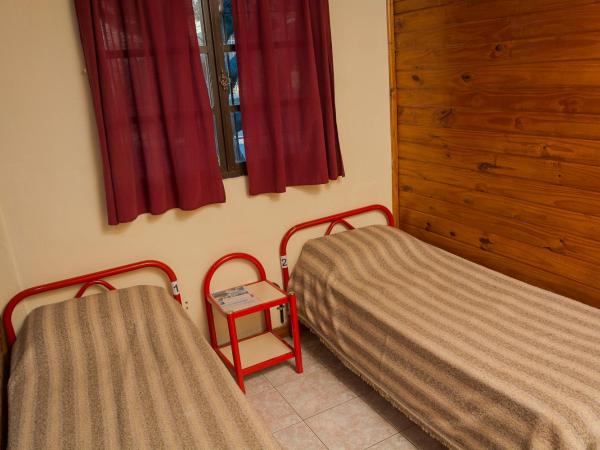 Hostel Buenos Aires : photo 2 de la chambre lit superposé dans dortoir mixte