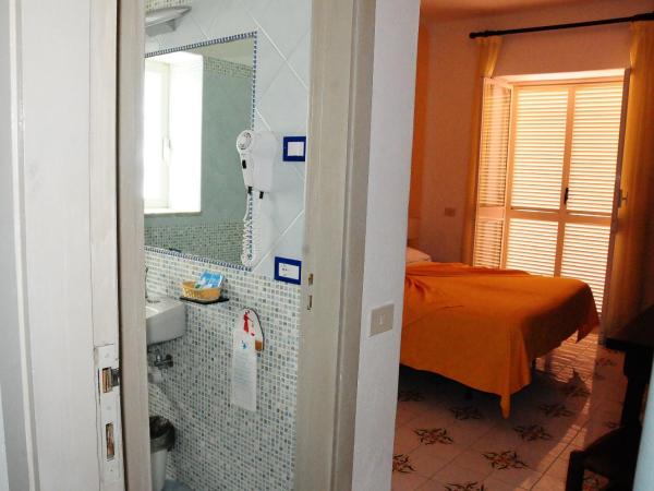 Hotel Belsole : photo 1 de la chambre chambre double - vue sur jardin