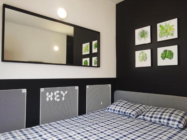 Grey Poznań Pokój z łazienką , Darmowy parking, Zameldowanie Bezobsługowe : photo 4 de la chambre chambre double avec salle de bains privative