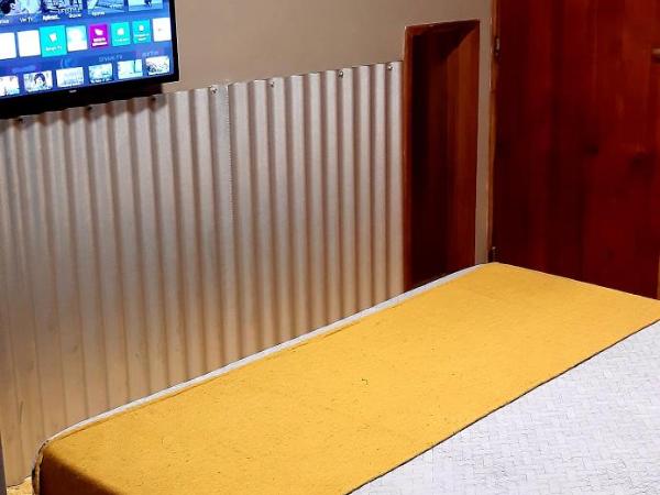 Bucanaan hostel boutique : photo 4 de la chambre chambre double deluxe avec lit d'appoint