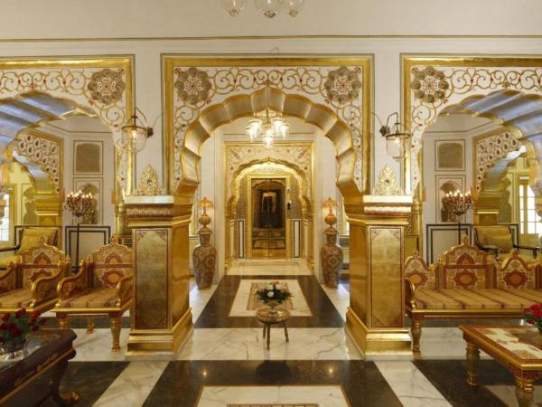 The Raj Palace (Small Luxury Hotels of the World) : photo 1 de la chambre suite familiale