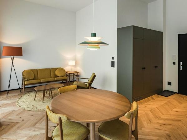 Alpenclub : photo 4 de la chambre appartement avec balcon