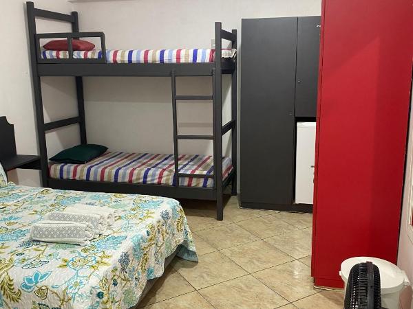 Ipanema Club Hostel : photo 2 de la chambre chambre quadruple