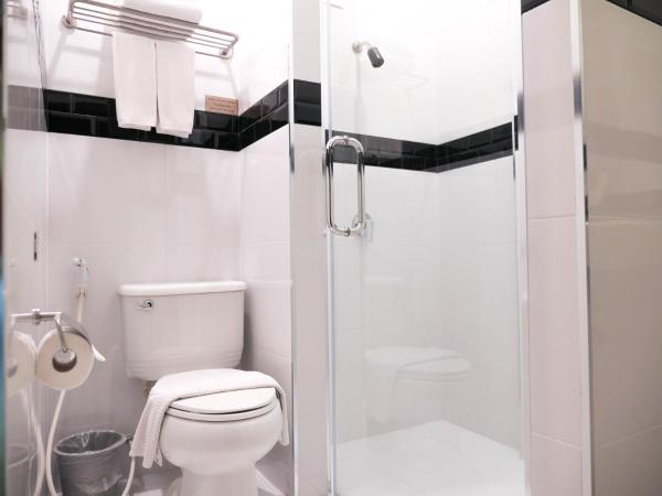 Royal River Kwai Resort and Spa -SHA Extra Plus : photo 1 de la chambre chambre deluxe double ou lits jumeaux