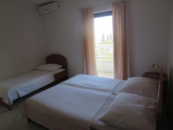 Apartments Galic Omis : photo 1 de la chambre studio - vue sur océan 