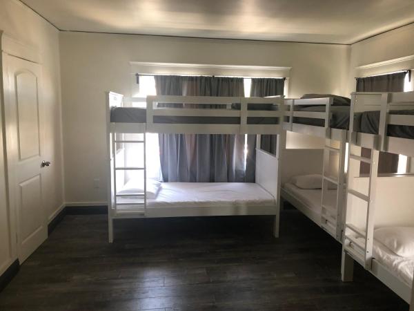 The Wilshire Metro : photo 1 de la chambre lit superposé dans dortoir mixte