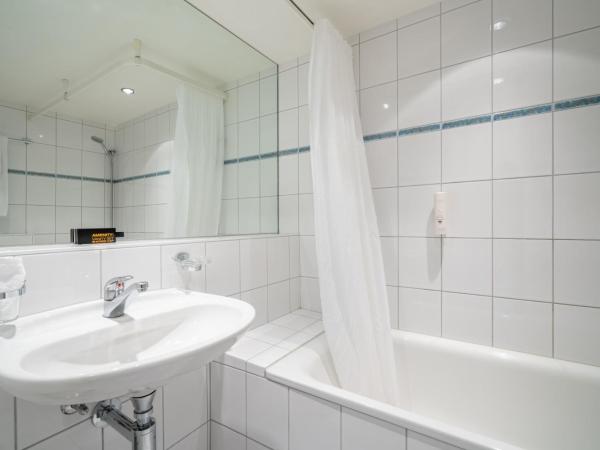 Altstadt Hotel Magic Luzern : photo 8 de la chambre chambre fermier