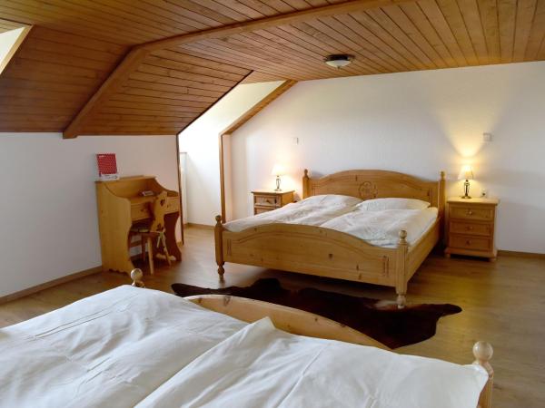 Hôtel de Ville : photo 9 de la chambre chambre familiale - vue sur montagne