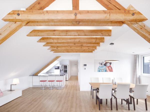 H23 Hotel Stuttgart : photo 4 de la chambre suite deluxe avec lit king-size