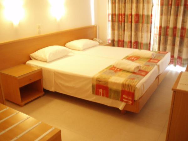 Nafsika Hotel : photo 5 de la chambre offre spéciale - chambre lits jumeaux