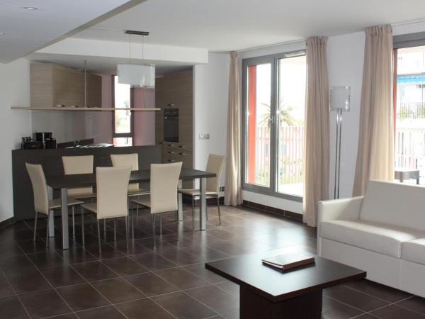 Royal Antibes - Luxury Hotel, Résidence, Beach & Spa : photo 3 de la chambre appartement familial avec terrasse - vue sur rue