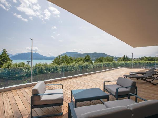 Rivage Hôtel & Spa Annecy : photo 7 de la chambre penthouse avec terrasse - vue sur lac - accès gratuit au spa
