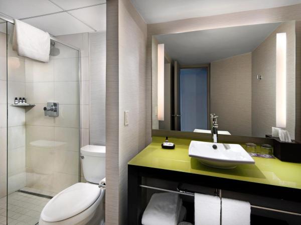 Hyatt Regency Indianapolis at State Capitol : photo 4 de la chambre chambre lit king-size avec canapé-lit