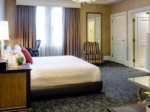 The Lenox : photo 1 de la chambre chambre deluxe avec 1 lit king-size