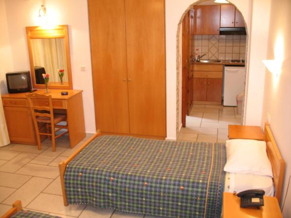 Aegeon Hotel : photo 6 de la chambre studio (3 adultes)
