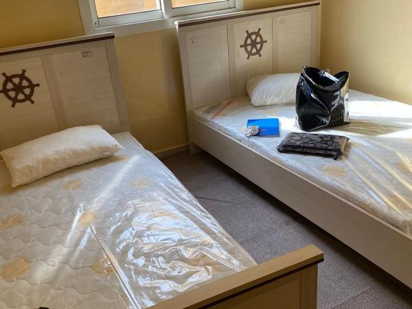 Dubai Hostel, Bedspace and Backpackers : photo 6 de la chambre chambre familiale avec salle de bains