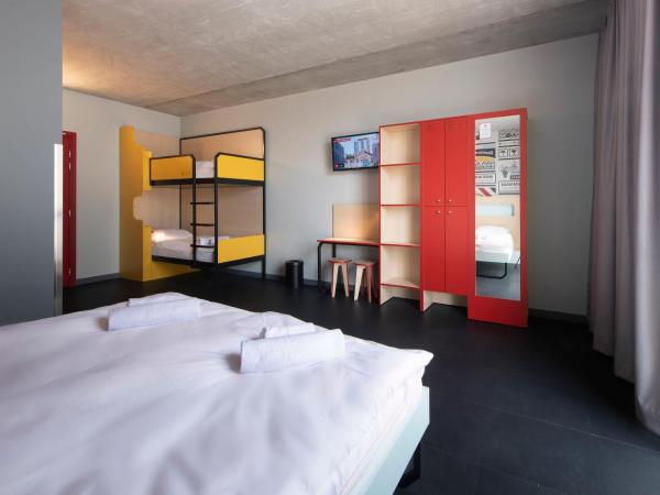 MEININGER Hotel Bordeaux Gare Saint-Jean : photo 4 de la chambre chambre quadruple