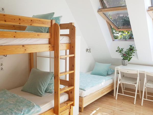 Shantee House : photo 2 de la chambre lit simple dans dortoir mixte