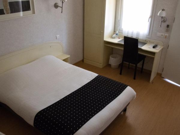 Rev'hotel : photo 5 de la chambre chambre grand confort