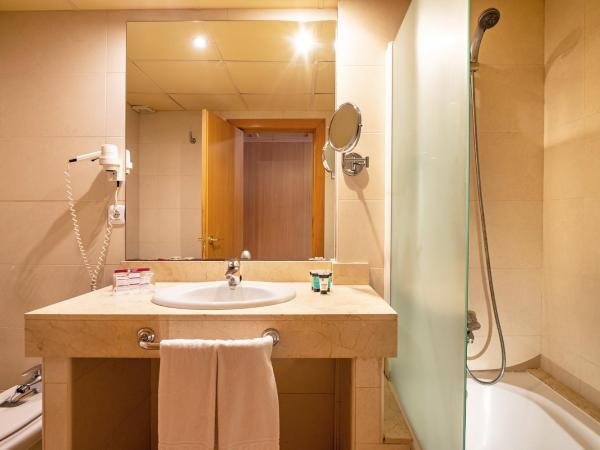 Hotel Guitart Central Park Aqua Resort : photo 3 de la chambre chambre quadruple supérieure 