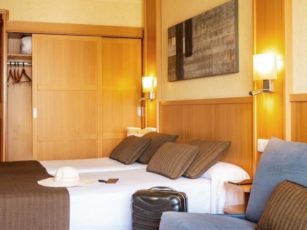 Hotel Guitart Central Park Aqua Resort : photo 2 de la chambre chambre quadruple supérieure 