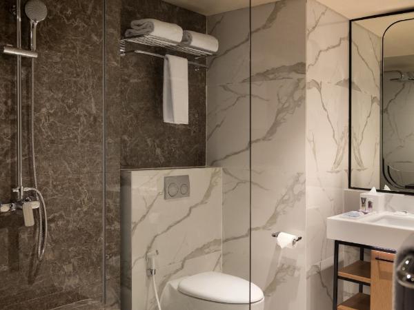 Mercure Jakarta Batavia : photo 4 de la chambre chambre supérieure lit king-size avec terrasse