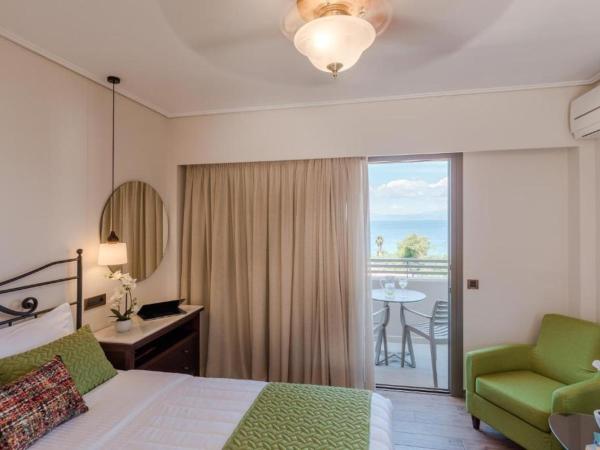 Akti Taygetos - Conference Resort : photo 1 de la chambre bungalow double supérieur avec vue sur la mer