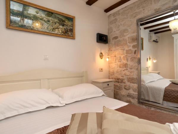 Villa Carrara : photo 2 de la chambre chambre double