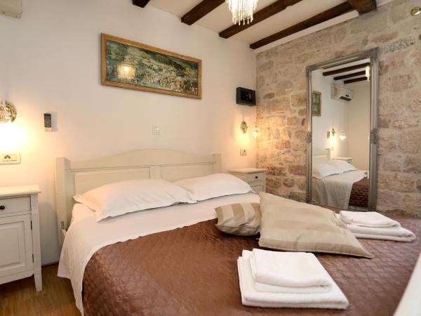 Villa Carrara : photo 4 de la chambre chambre double