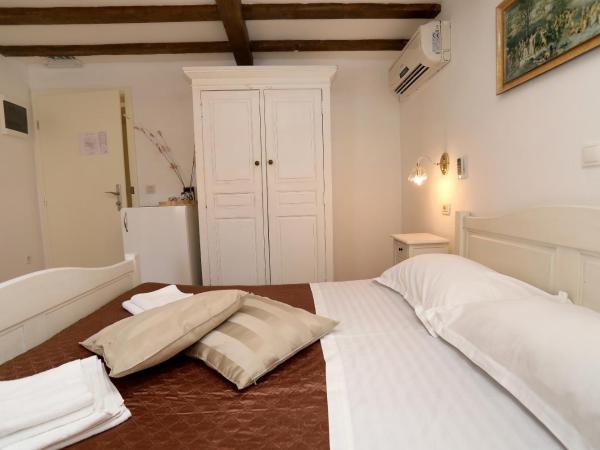 Villa Carrara : photo 10 de la chambre chambre double