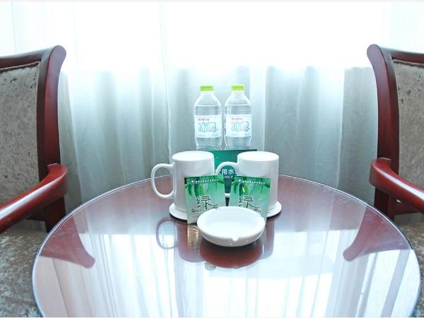 GreenTree Inn Tianjin Xiqing District Xiuchuan Road Sunshine 100 : photo 3 de la chambre offre spéciale réservée aux citoyens de chine continentale – chambre lit queen-size