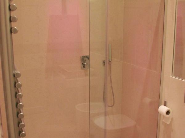 InChiostro Rooms&Breakfast : photo 4 de la chambre chambre lits jumeaux - vue sur jardin