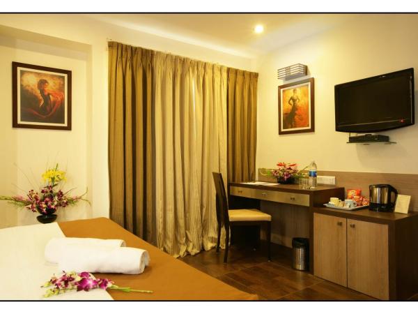 Hotel Utsav Deluxe : photo 9 de la chambre suite