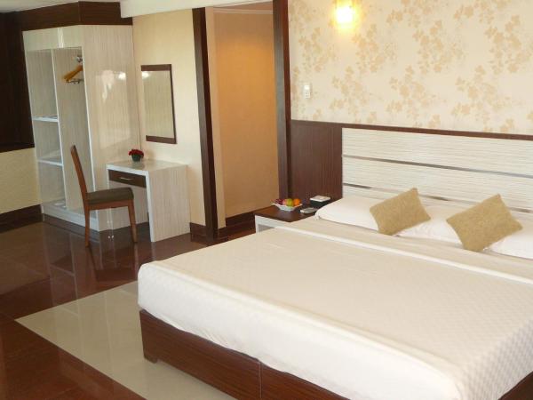 Hotel Oval : photo 1 de la chambre chambre deluxe double ou lits jumeaux