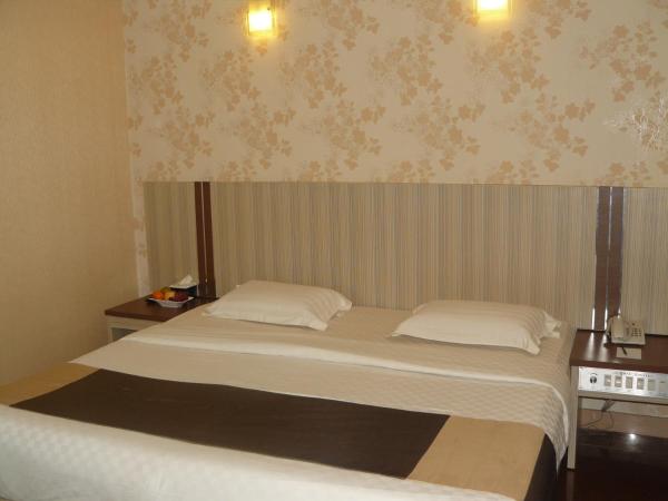 Hotel Oval : photo 3 de la chambre chambre deluxe double ou lits jumeaux