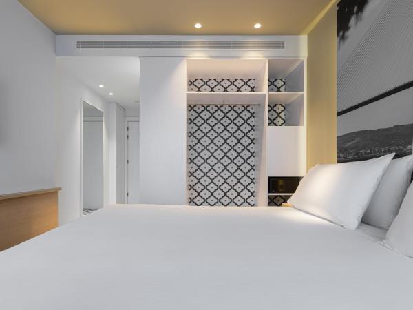 Ikonik Lisboa : photo 1 de la chambre chambre double ou lits jumeaux deluxe - vue sur rivière